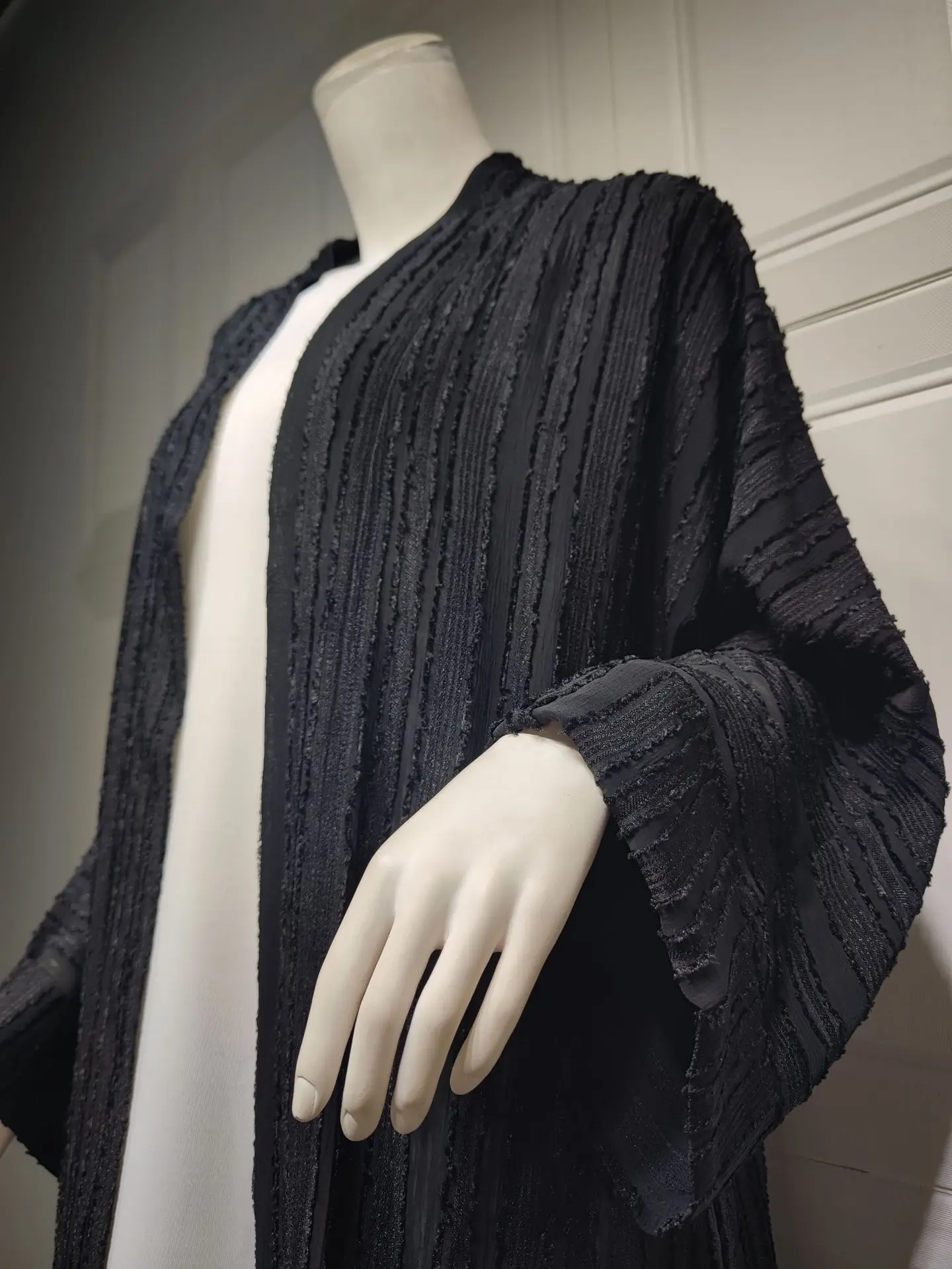 2024 New Fashion Muslim Kimono Abaya Solid Striped Retro Ethnic Cardigan Robe Dubai Middle Eastern Saudi Arabia Eid Clothes