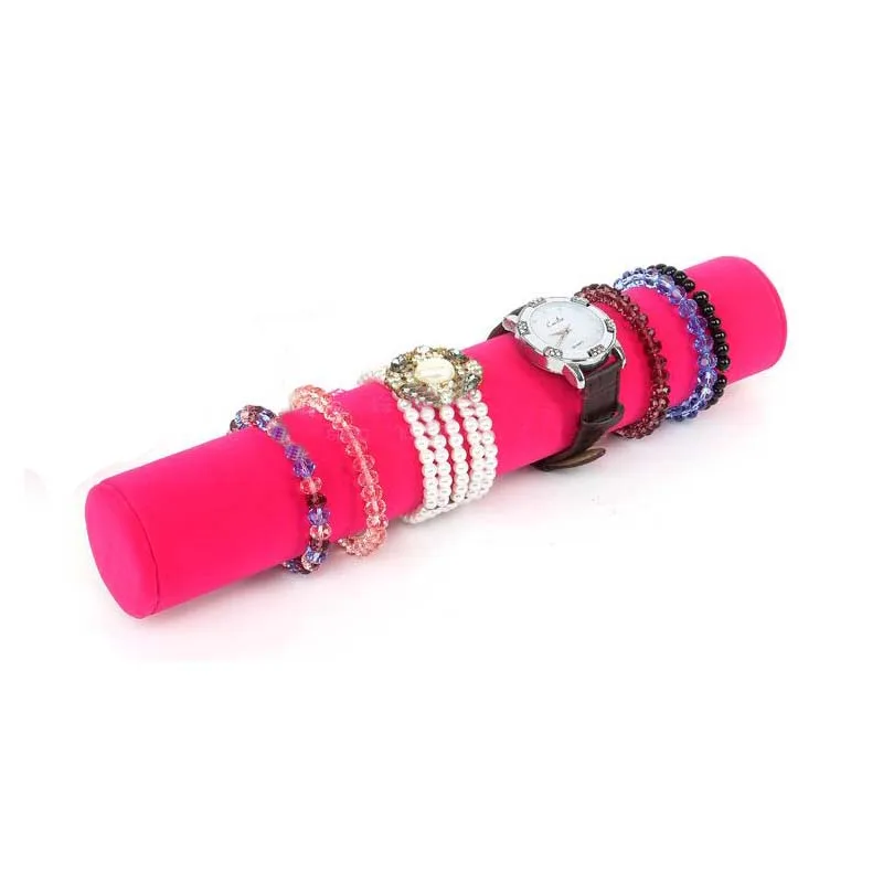 New Arrival Black Gray Rose Red Velvet Bracelet Display Holder Jewelry Receiving for Bracelets Bangle Organizer Shelf Rack Stand New Arrival Black Gray Rose Red Velvet Bracelet Display Holder Jewelry Receiving for Bracelets Bangle Organizer Shelf Rack Stand