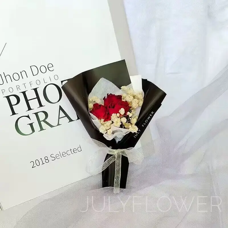 Simulated Car Mounted Mini Fresh Rose Dried Flowers Full of Stars and Other Flower Bouquets